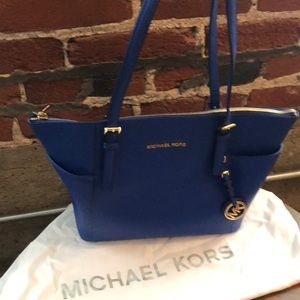 Michael Kors Jet Set Large Tote Electric Blue